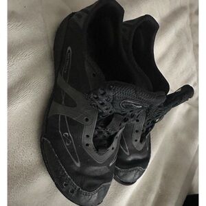 NFINITY vengeance cheer shoe
